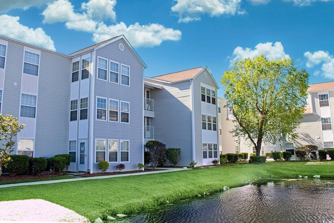 2269J Essex Dr in Surfside Beach, SC - Building Photo