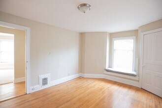 2726 N Murray Ave in Milwaukee, WI - Building Photo - Building Photo