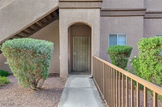 5751 E Hacienda Ave in Las Vegas, NV - Building Photo - Building Photo