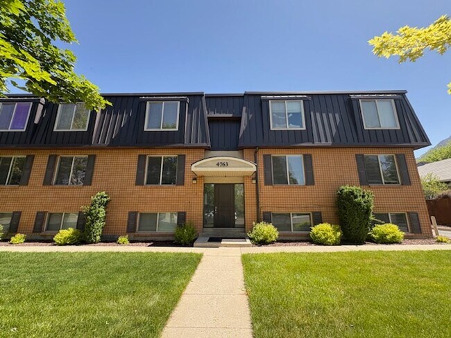 property at 4763 S Bonair St