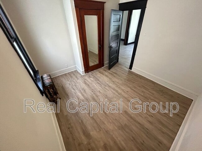 34 Besch Ave in Albany, NY - Building Photo - Building Photo