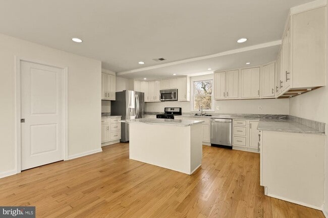 4606 40th St in North Brentwood, MD - Building Photo - Building Photo