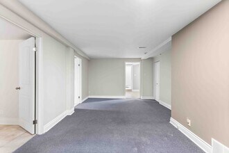 1318 St. Jean St in Ottawa, ON - Building Photo - Building Photo