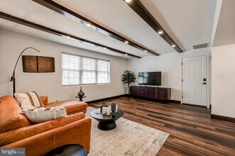 4002 Linkwood Rd in Baltimore, MD - Building Photo - Building Photo