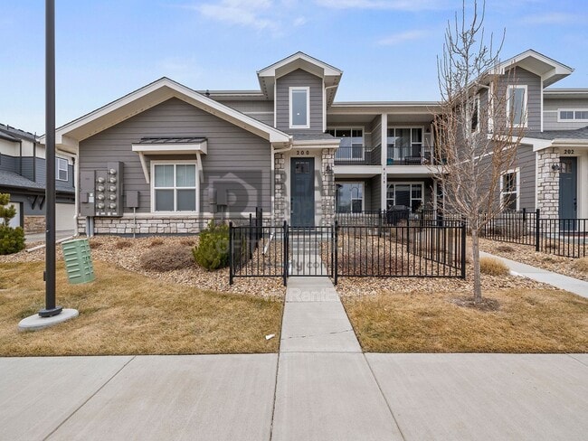 property at 4115 N Park Dr