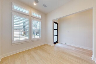 3113 Somerset Levens Ln in Houston, TX - Foto de edificio - Building Photo