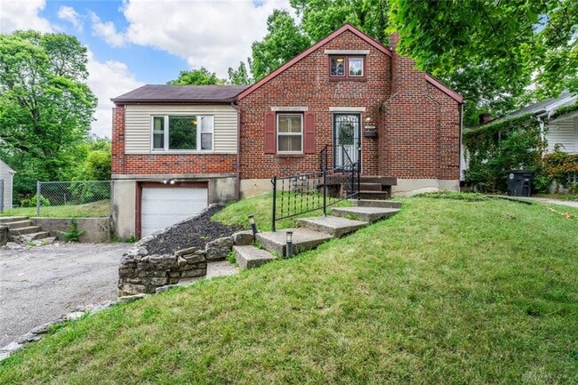 property at 1329 Shaftesbury Rd