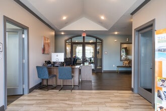 The Pointe at Crestmont in Houston, TX - Building Photo - Interior Photo