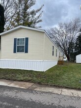 11924 Springbrook Ct in Romeo, MI - Building Photo - Building Photo