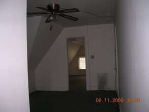 323 N Hartley St, Unit 3rd Floor Apartment in York, PA - Foto de edificio - Building Photo