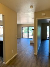 375 Fairway Oaks Dr-Unit -Unit A in Sedona, AZ - Building Photo - Building Photo