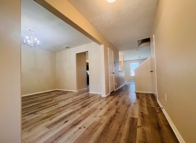 21231 Linden House Ct