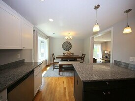 10 Irma St in Boston, MA - Building Photo