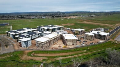 North Creek Crossings @ Meriam Park in Chico, CA - Foto de edificio - Building Photo