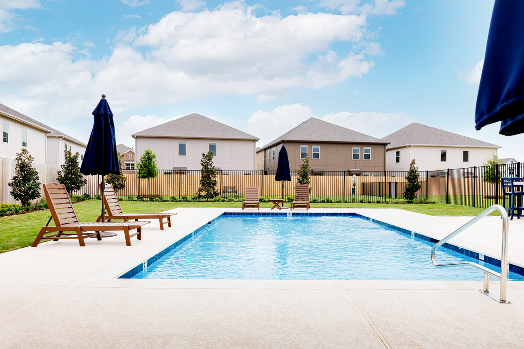 Balcara at Meridiana in Rosharon, TX - Building Photo