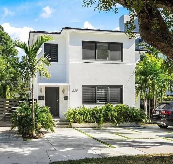 property at 325 SW 30th Rd