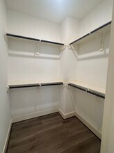 10232 Porto Rico Rd in Houston, TX - Foto de edificio - Building Photo