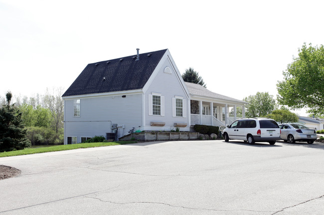 Brookside Village in Kentwood, MI - Foto de edificio - Building Photo