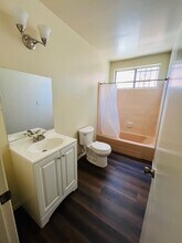 514 W Olive Inglewood in Inglewood, CA - Building Photo - Building Photo