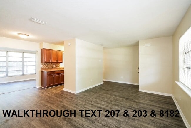 2308 Americus Dr in Clearwater, FL - Building Photo - Building Photo