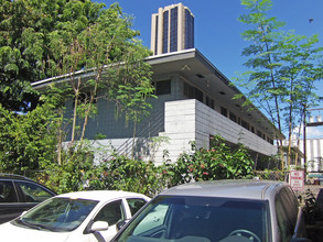 1515 S King St in Honolulu, HI - Foto de edificio - Building Photo