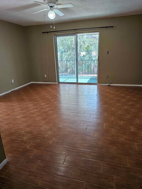 8490-8413 13th St N in St. Petersburg, FL - Building Photo