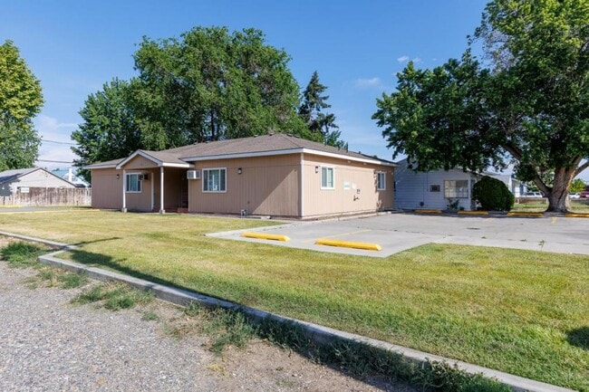 920 W Entiat Ave in Kennewick, WA - Building Photo - Building Photo