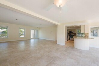 1312 SE 14th Terrace in Deerfield Beach, FL - Building Photo - Building Photo