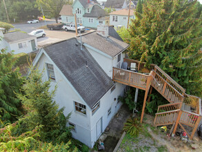 1008 Clinton St in Bellingham, WA - Building Photo - Building Photo