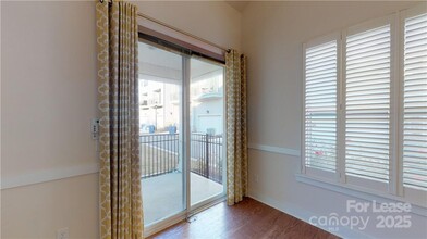 1604 Pat Garrett St in Charlotte, NC - Building Photo - Building Photo