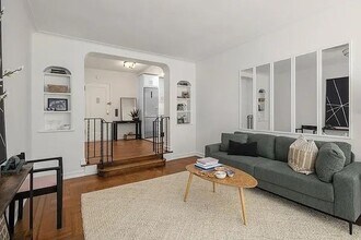 230 W 105th St in New York, NY - Building Photo - Building Photo