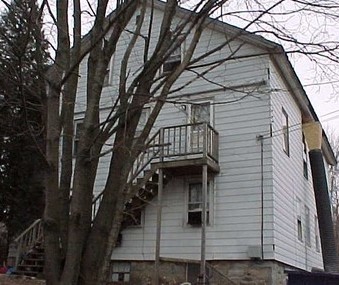 16 Chapman St in Willimantic, CT - Building Photo