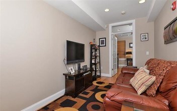 120 Willow Ave in Hoboken, NJ - Building Photo - Building Photo