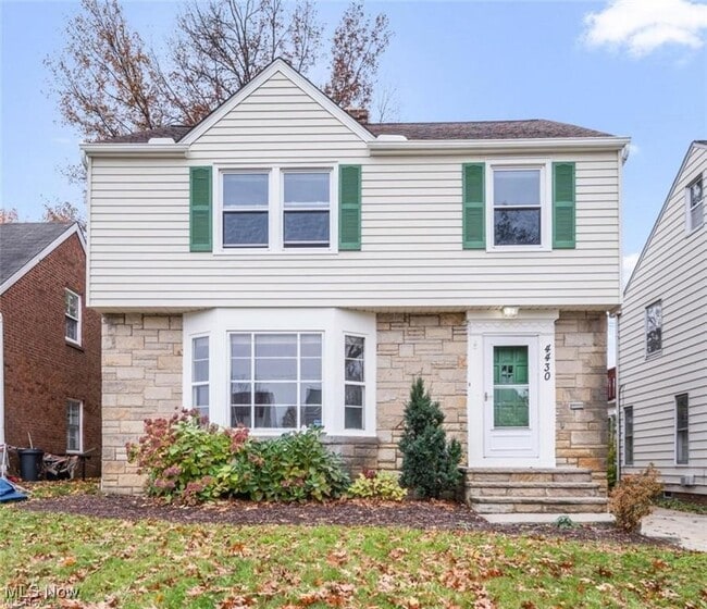 property at 4430 Silsby Rd