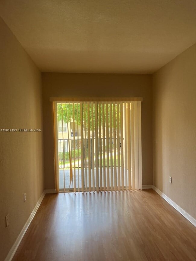 property at 1507 Belmont Ln