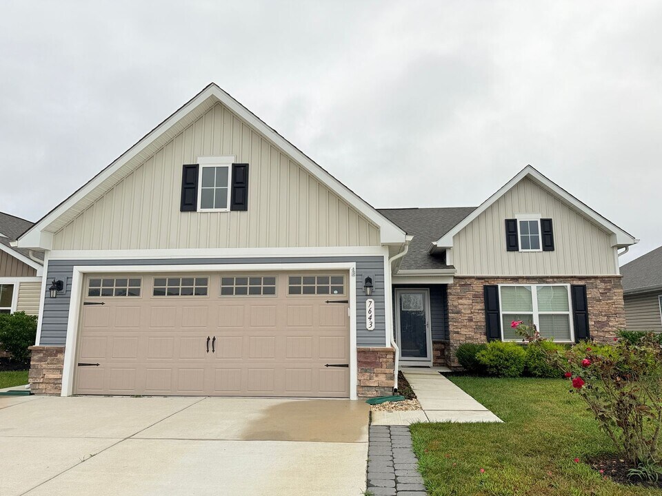 7643 Central Parke Blvd in Milford, DE - Building Photo