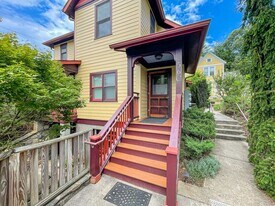 56 Starnes Ave in Asheville, NC - Building Photo