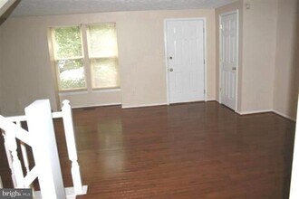 15081 Mill Spring Dr in Montclair, VA - Building Photo - Building Photo