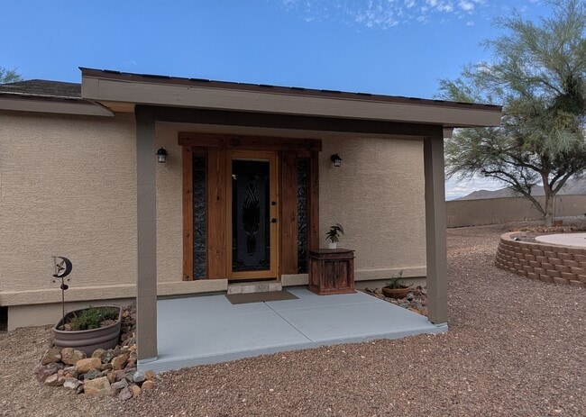 property at 111 W Ridgecrest Rd