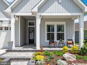 124 Nighthawk Dr in Chester, MD - Building Photo - Building Photo