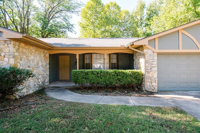 1522 Lindale Cir in Norman, OK - Building Photo - Building Photo