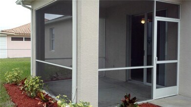 2017 NE 4th Ter in Cape Coral, FL - Building Photo - Building Photo