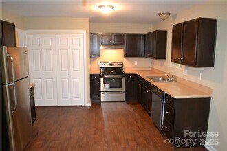 2919 Archdale Dr in Charlotte, NC - Building Photo - Building Photo