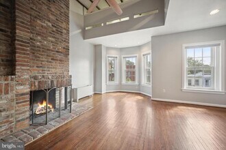 309 4th St SE in Washington, DC - Building Photo - Building Photo