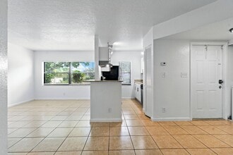 11620 NW 26th Ct in Coral Springs, FL - Building Photo - Building Photo