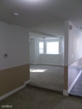 7653 62nd Pl in Summit, IL - Building Photo - Building Photo