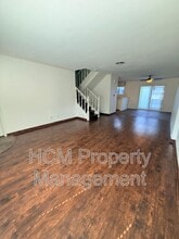 113 Morristown Ln in Costa Mesa, CA - Building Photo - Building Photo