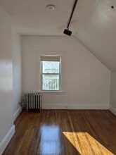 28 Cunningham St, Unit 3 in Boston, MA - Building Photo - Building Photo