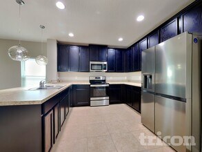 727 Benjamin Trail in Davenport, FL - Foto de edificio - Building Photo