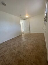 555 W Suni Dr in Safford, AZ - Building Photo - Building Photo